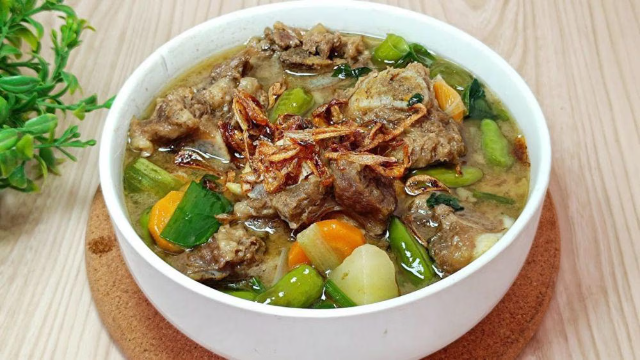 Sop Janda: Kuliner Legendaris dengan Cita Rasa Menggoda Selera